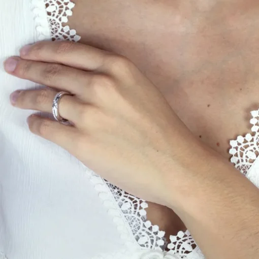 Bague Femme Alliance OR 750/1000 blanc et diamants